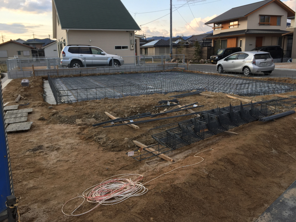 基礎工事中