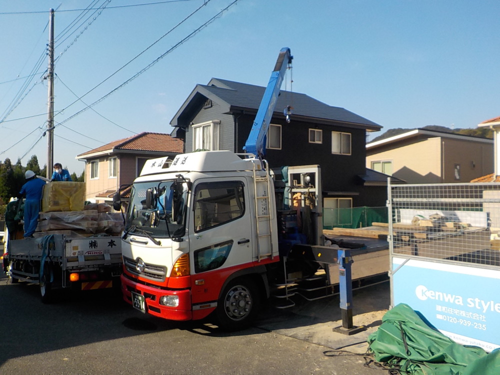 上棟準備（材料搬入）